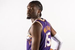 马威:下半场球队更有拼劲 只要我在场就必须对比赛产生影响 马威:下半场球队更有拼劲 只要我在场就必须对比赛产生影响