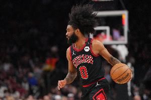 科比·怀特：已参与2对2和3对3对抗训练 暂未确定复出时间